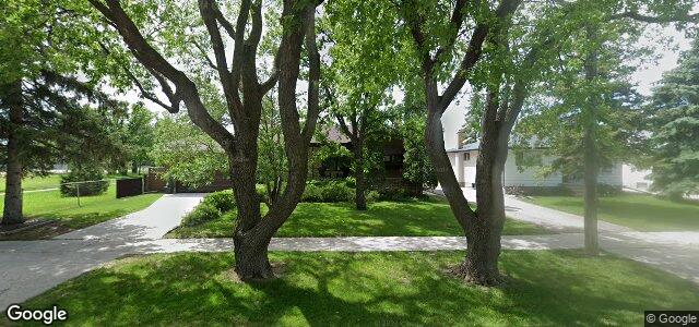 414 Golf Boulevard（加拿大曼尼托巴省温尼伯市）房屋照片