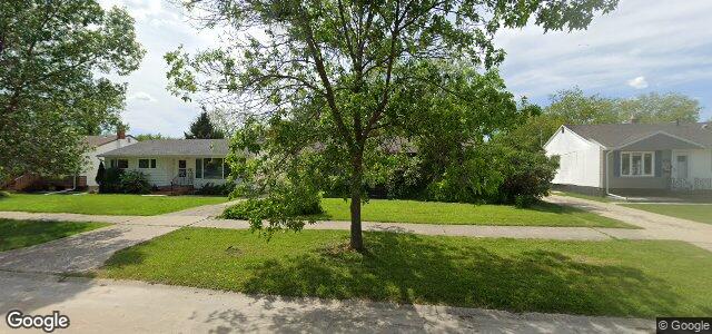 450 Greenacre Boulevard（加拿大曼尼托巴省温尼伯市）房屋照片