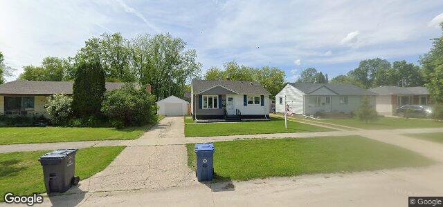 454 Greenacre Boulevard（加拿大曼尼托巴省温尼伯市）房屋照片