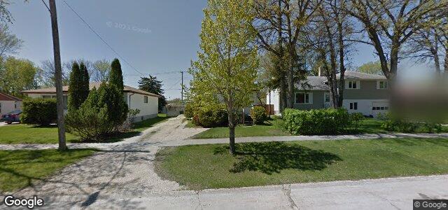 468 Golf Boulevard（加拿大曼尼托巴省温尼伯市）房屋照片