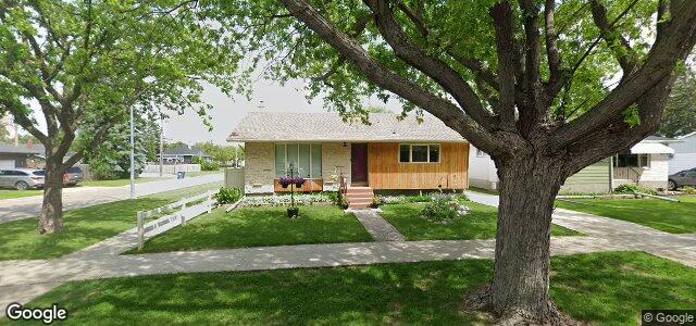 483 Greenacre Boulevard（加拿大曼尼托巴省温尼伯市）房屋照片