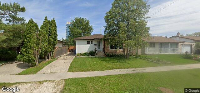 Photo of 519 Greenacre Boulevard in Winnipeg, Manitoba