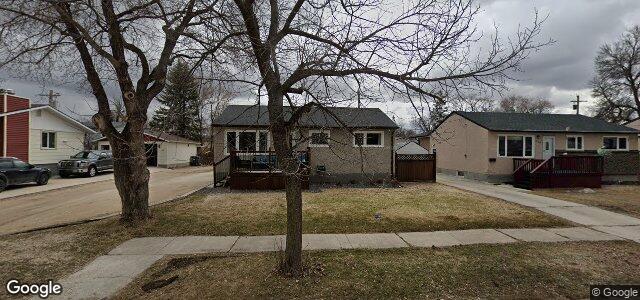Photo of 212 Oustic Avenue E in Winnipeg, Manitoba