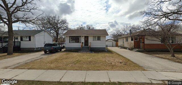 Photo of 228 Worthington Avenue in Winnipeg, Manitoba