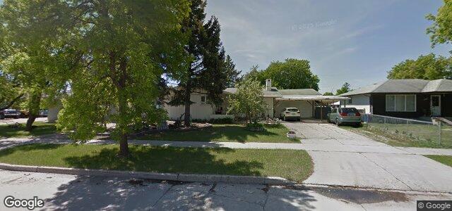 1046 Stardust Avenue（加拿大曼尼托巴省温尼伯市）房屋照片