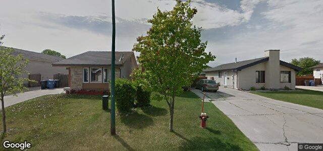 14 Dobrinsky Drive（加拿大曼尼托巴省温尼伯市）房屋照片