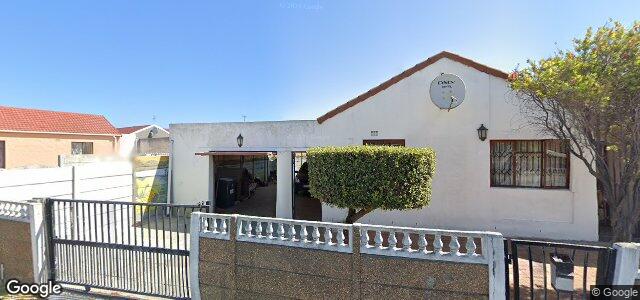 2 Stardust Crescent（加拿大曼尼托巴省温尼伯市）房屋照片