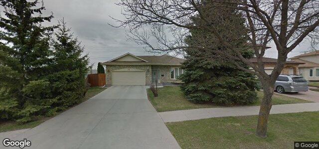 51 Stardust Crescent（加拿大曼尼托巴省温尼伯市）房屋照片