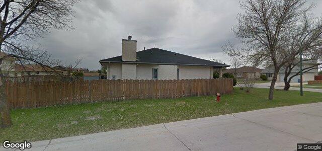 66 Stardust Crescent（加拿大曼尼托巴省温尼伯市）房屋照片