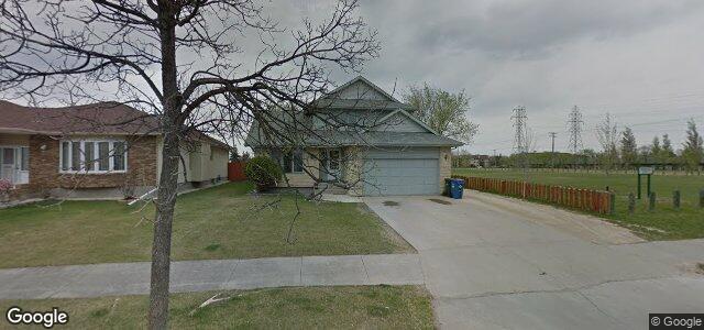 Photo of 67 Stardust Crescent in Winnipeg, Manitoba