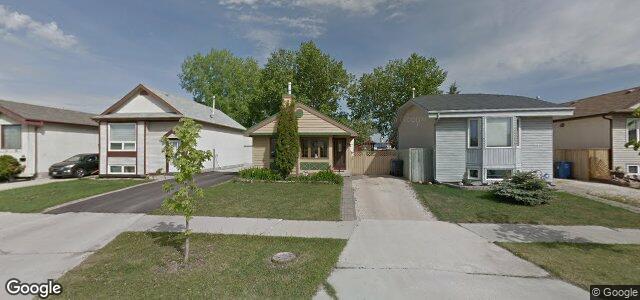 75 Dobrinsky Drive（加拿大曼尼托巴省温尼伯市）房屋照片