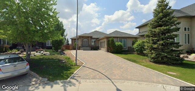 Photo of 18 Canyon Ridge Cove in Winnipeg, Manitoba