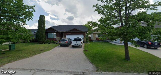 102 Foxmeadow Drive（加拿大曼尼托巴省温尼伯市）房屋照片