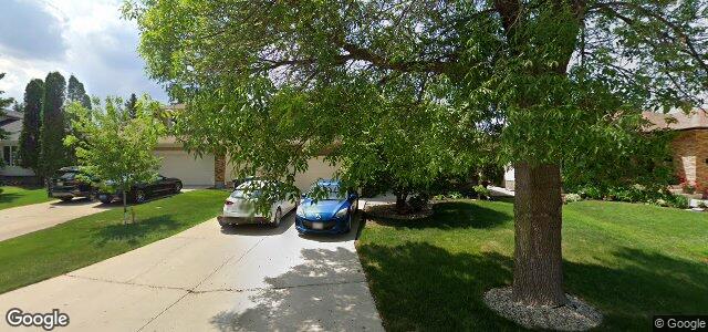 107 Farmingdale Boulevard（加拿大曼尼托巴省温尼伯市）房屋照片