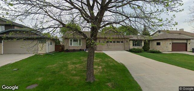 114 Wallingford Crescent（加拿大曼尼托巴省温尼伯市）房屋照片