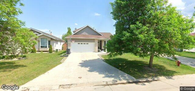 124 Farmingdale Boulevard（加拿大曼尼托巴省温尼伯市）房屋照片