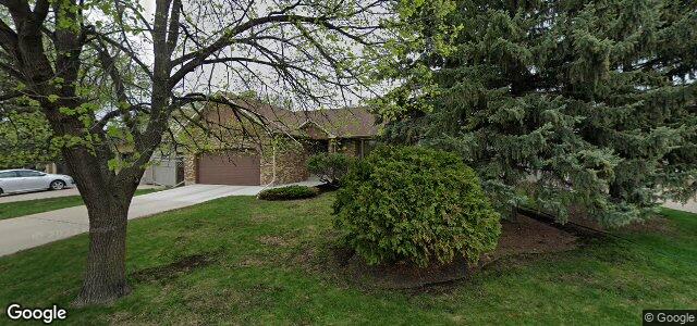 126 Wallingford Crescent（加拿大曼尼托巴省温尼伯市）房屋照片