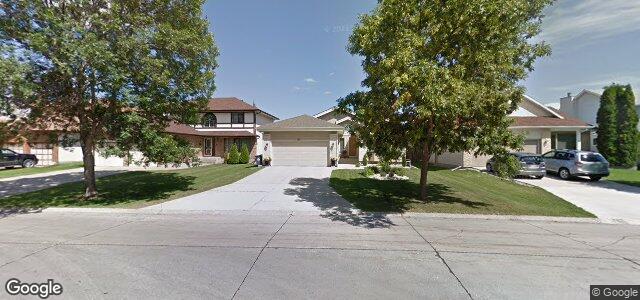 128 Farmingdale Boulevard（加拿大曼尼托巴省温尼伯市）房屋照片