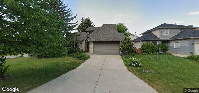 135 Foxmeadow Drive（加拿大曼尼托巴省温尼伯市）房屋照片