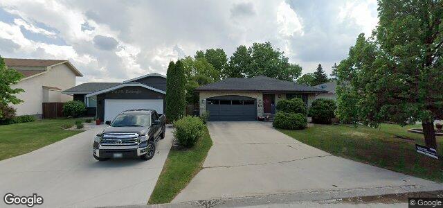 138 Foxmeadow Drive（加拿大曼尼托巴省温尼伯市）房屋照片