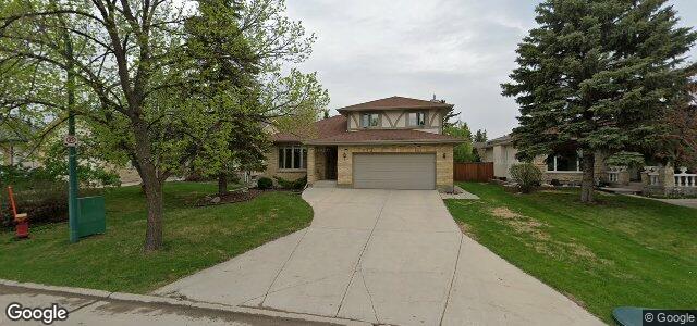 15 Wallingford Crescent（加拿大曼尼托巴省温尼伯市）房屋照片