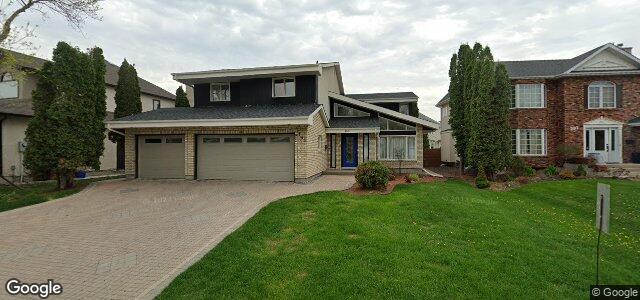 Photo of 195 Lindenwood Drive W in Winnipeg, Manitoba