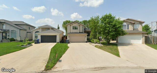 221 Deer Run Drive（加拿大曼尼托巴省温尼伯市）房屋照片