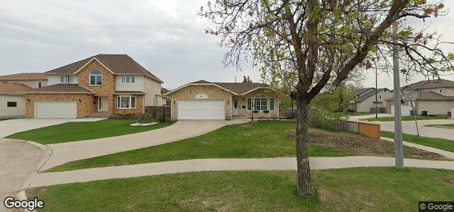 Photo of 367 Lindenwood Drive W in Winnipeg, Manitoba