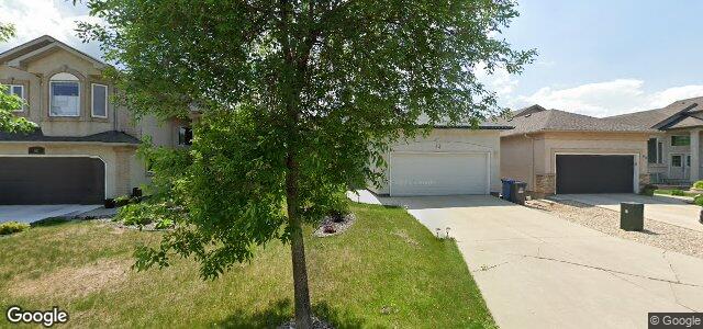 Photo of 64 Thurston Bay in Winnipeg, Manitoba