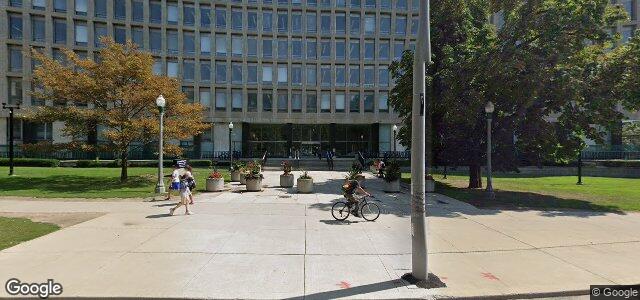 Larawan ng 7 Queen'S Park Crescent sa Winnipeg, Manitoba