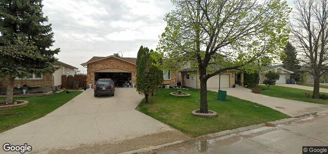 74 Foxmeadow Drive（加拿大曼尼托巴省温尼伯市）房屋照片