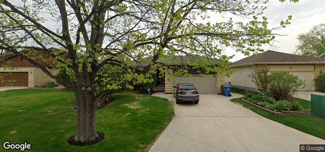 82 Wallingford Crescent（加拿大曼尼托巴省温尼伯市）房屋照片