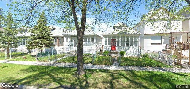 339 Arnold Avenue（加拿大曼尼托巴省温尼伯市）房屋照片