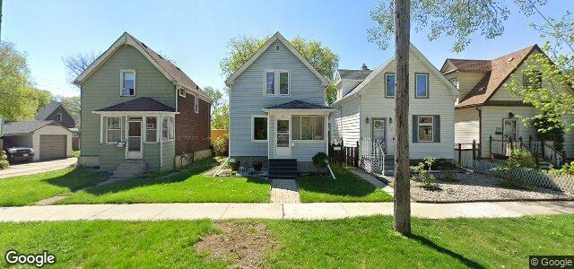 Photo of 386 Arnold Avenue in Winnipeg, Manitoba