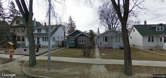 Photo of 576 Jubilee Avenue in Winnipeg, Manitoba
