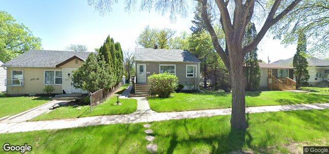 702 Rosedale Avenue（加拿大曼尼托巴省温尼伯市）房屋照片