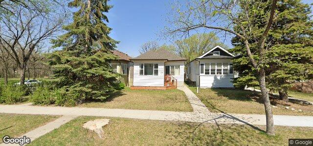 Photo of 703 Beresford Avenue in Winnipeg, Manitoba