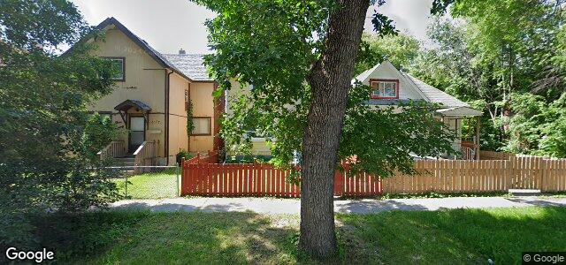 372 Stella Avenue（加拿大曼尼托巴省温尼伯市）房屋照片