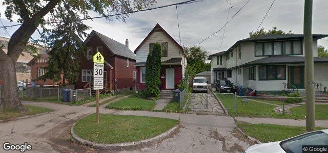 393 Flora Avenue（加拿大曼尼托巴省温尼伯市）房屋照片