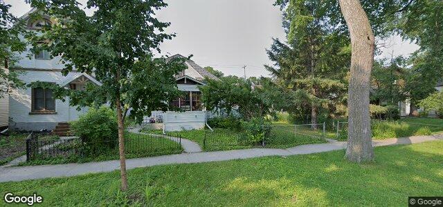 102 Inkster Boulevard（加拿大曼尼托巴省温尼伯市）房屋照片