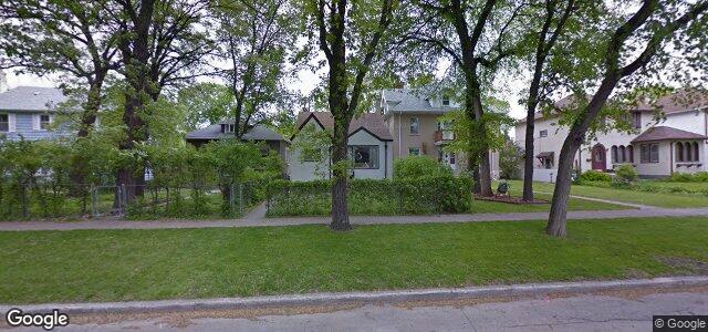 77 Bannerman Avenue（加拿大曼尼托巴省温尼伯市）房屋照片