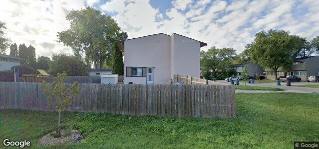 124 Berkshire Bay（加拿大曼尼托巴省温尼伯市）房屋照片