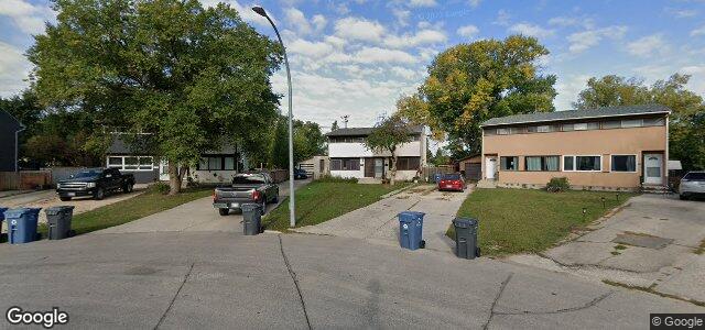 135 Berkshire Bay（加拿大曼尼托巴省温尼伯市）房屋照片