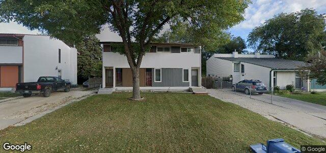 28 Berkshire Bay（加拿大曼尼托巴省温尼伯市）房屋照片