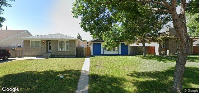 10 Skrypnyk Crescent（加拿大曼尼托巴省温尼伯市）房屋照片