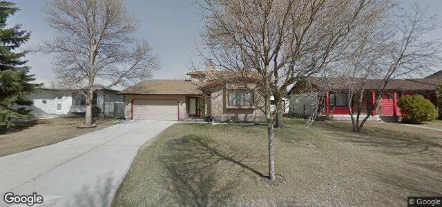 11 Sasaki Crescent（加拿大曼尼托巴省温尼伯市）房屋照片