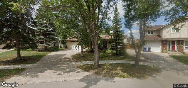 146 Leahcrest Crescent（加拿大曼尼托巴省温尼伯市）房屋照片