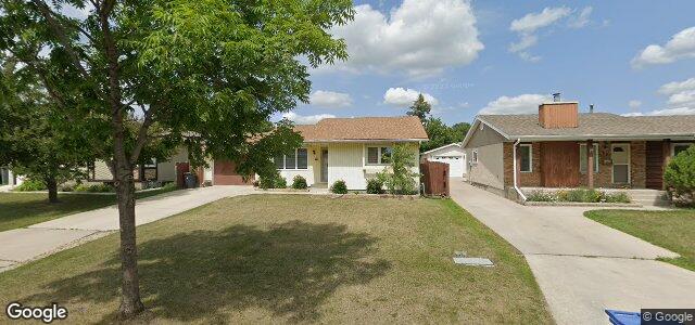 23 Leahcrest Crescent（加拿大曼尼托巴省温尼伯市）房屋照片