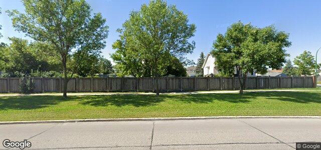 237 Foxwarren Drive（加拿大曼尼托巴省温尼伯市）房屋照片