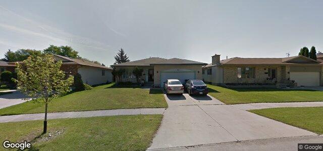 243 Arthur Wright Crescent（加拿大曼尼托巴省温尼伯市）房屋照片